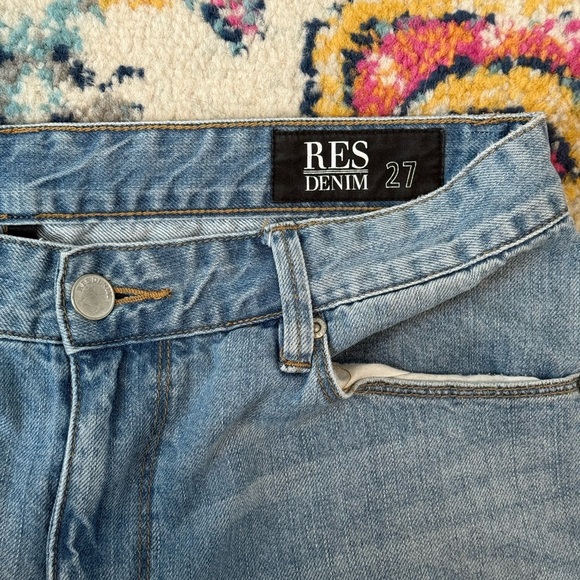 Res Denim Low Rise Romeo Distressed Jean - Picture 2 of 9